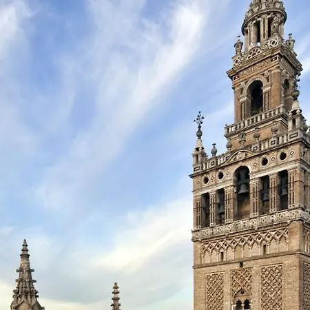Casa Palacio El Condestable De Nocleg ze śniadaniem Sewilla